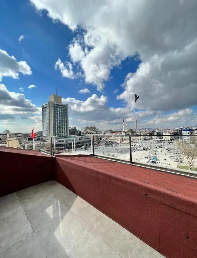 Wonder Homes- Wonder Penthouse With Large Terrace Taksim Square location