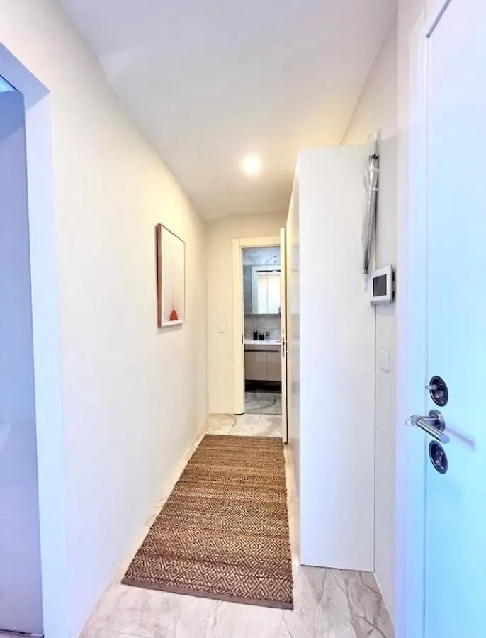 Wonder Homes- Wonder Penthouse With Large Terrace Taksim Square Istanbul Turkey